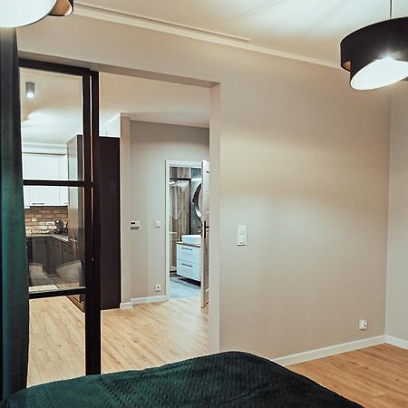 Loft Luxury Apartment & Parking Лешно Экстерьер фото